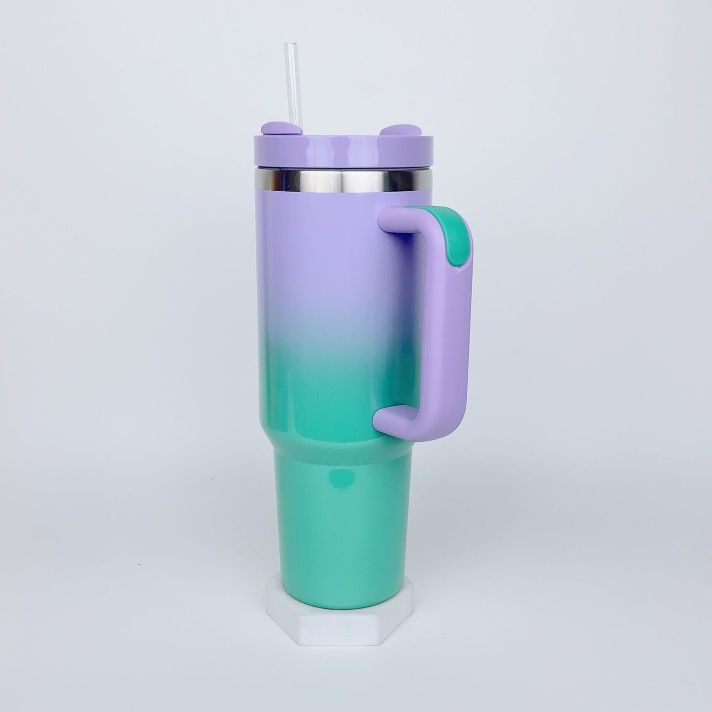Powder coated dreamy ombré colored H2.0 40oz quencher tumbler for laser engraving_miki