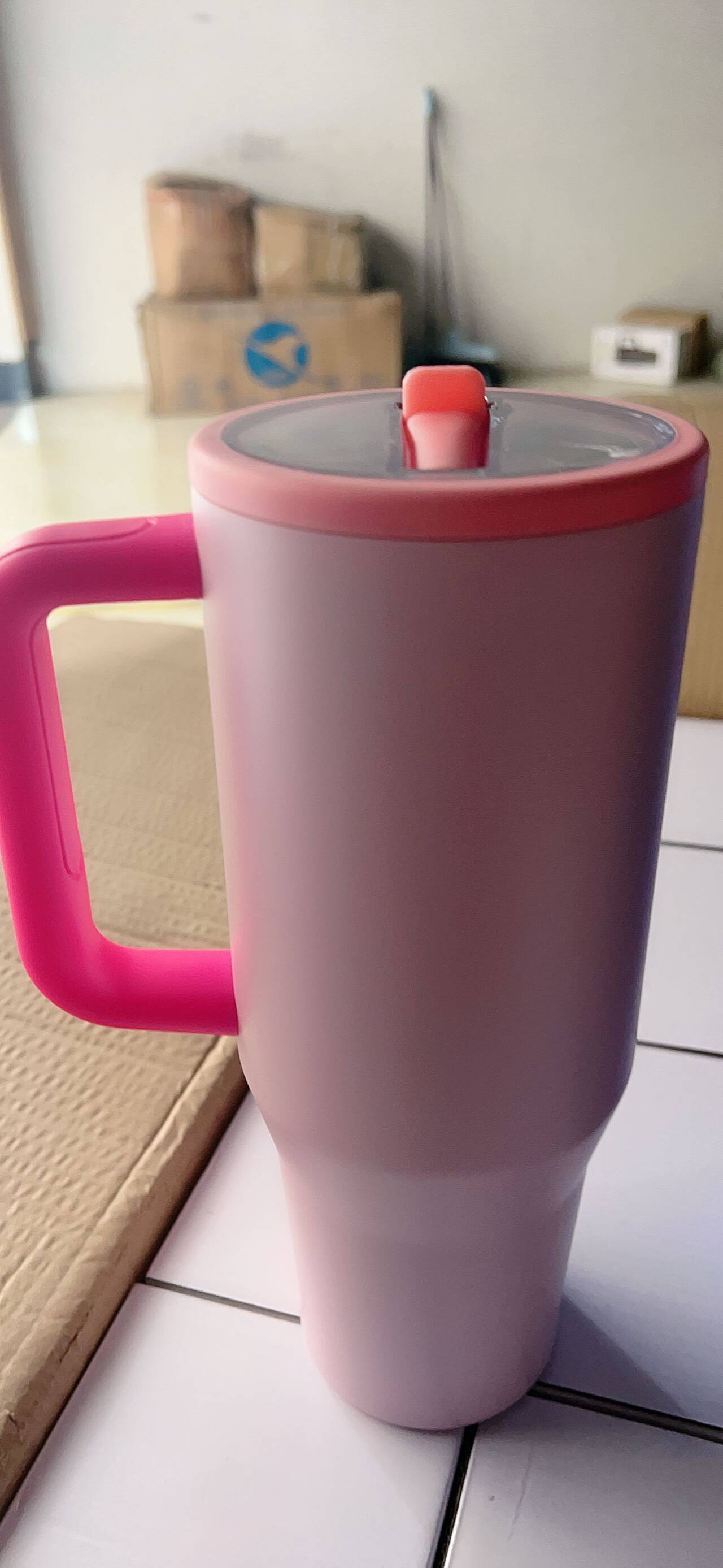 No Spill 40oz Quencher Tumblers with Flip Straw and Leak Proof Lid for Laser Engravings_ miki