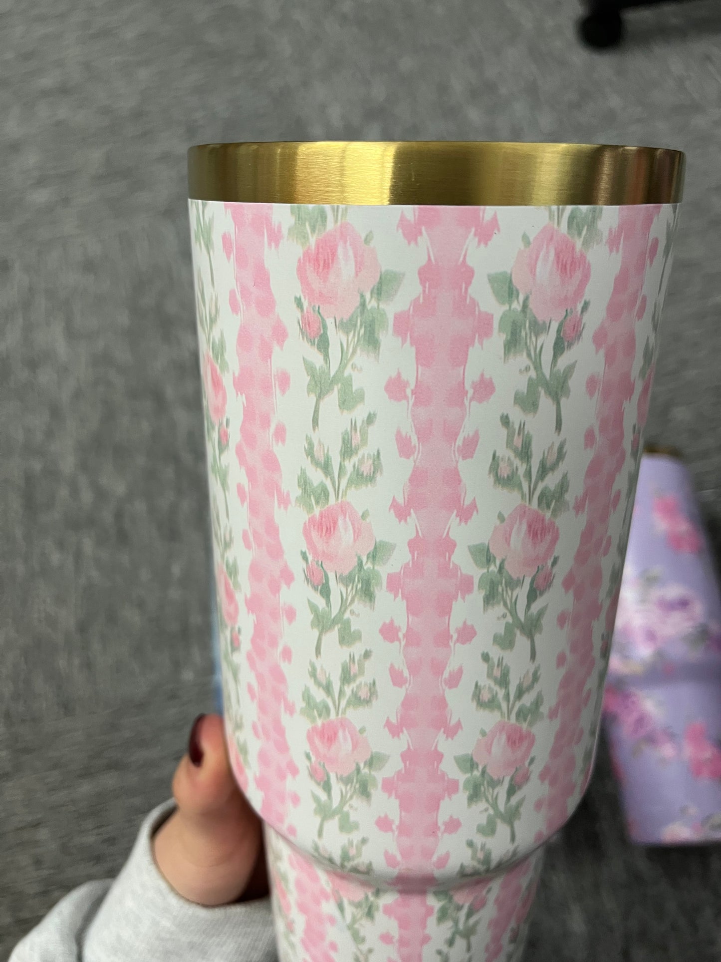 40oz Gold Plated Love Shack Fancy H2.0 Flower Quencher Tumblers with Removable Handle and Straw_ miki