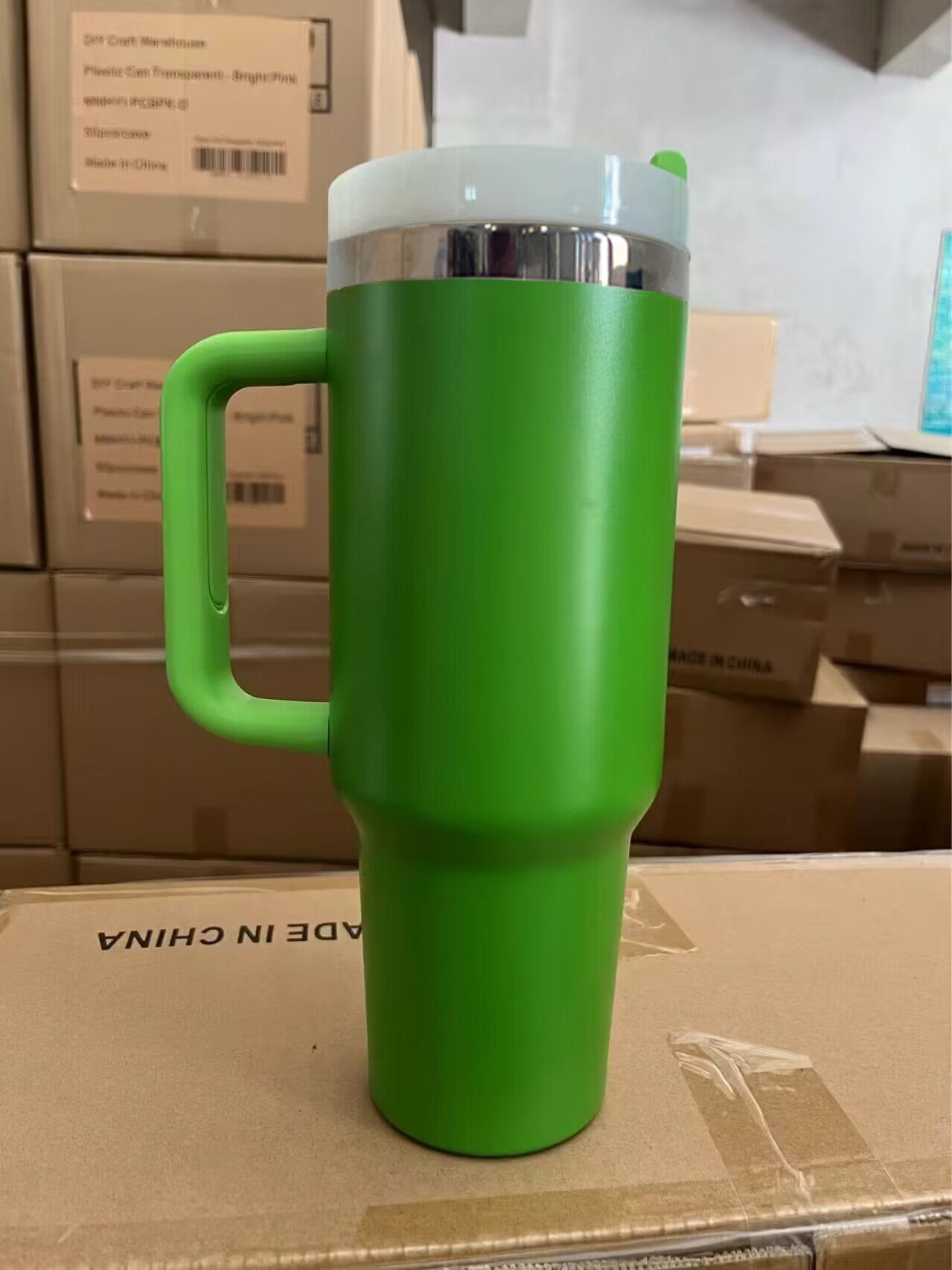 mirror black plated grinch green powder coated H2.0 30oz 40oz quencher tumbler with lid and straw for laser engraving_miki
