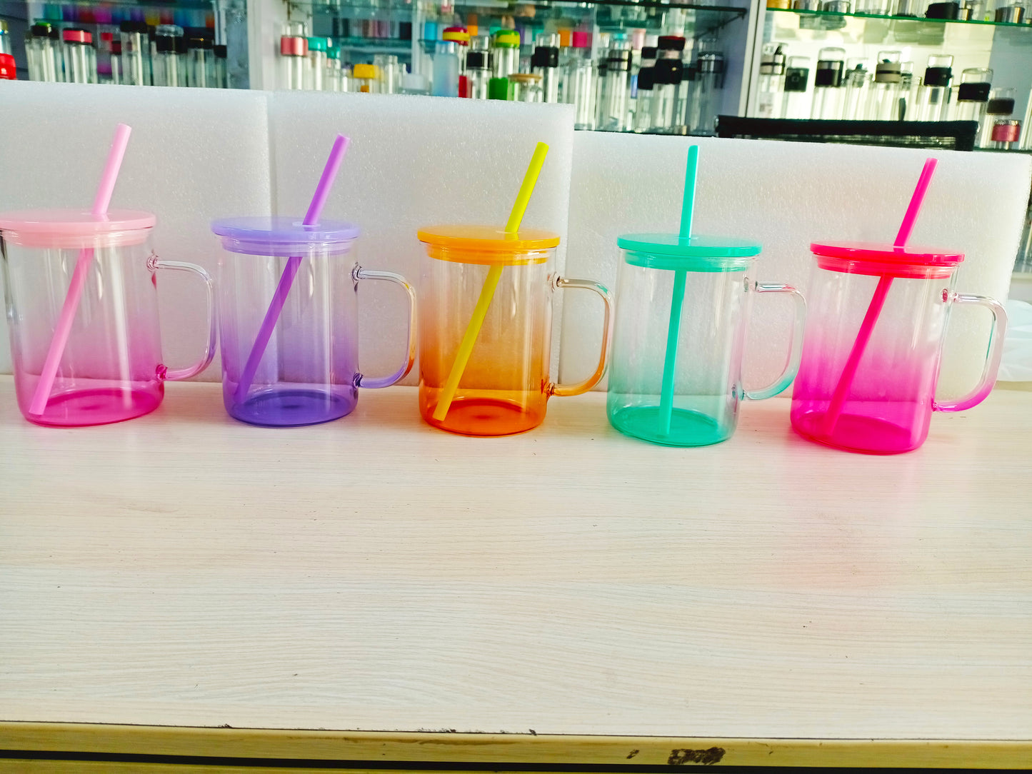 17oz Ombre Jelly Glass Mug with Colored Plastic Lid and Straw for Sublimation and UV DTF _ miki