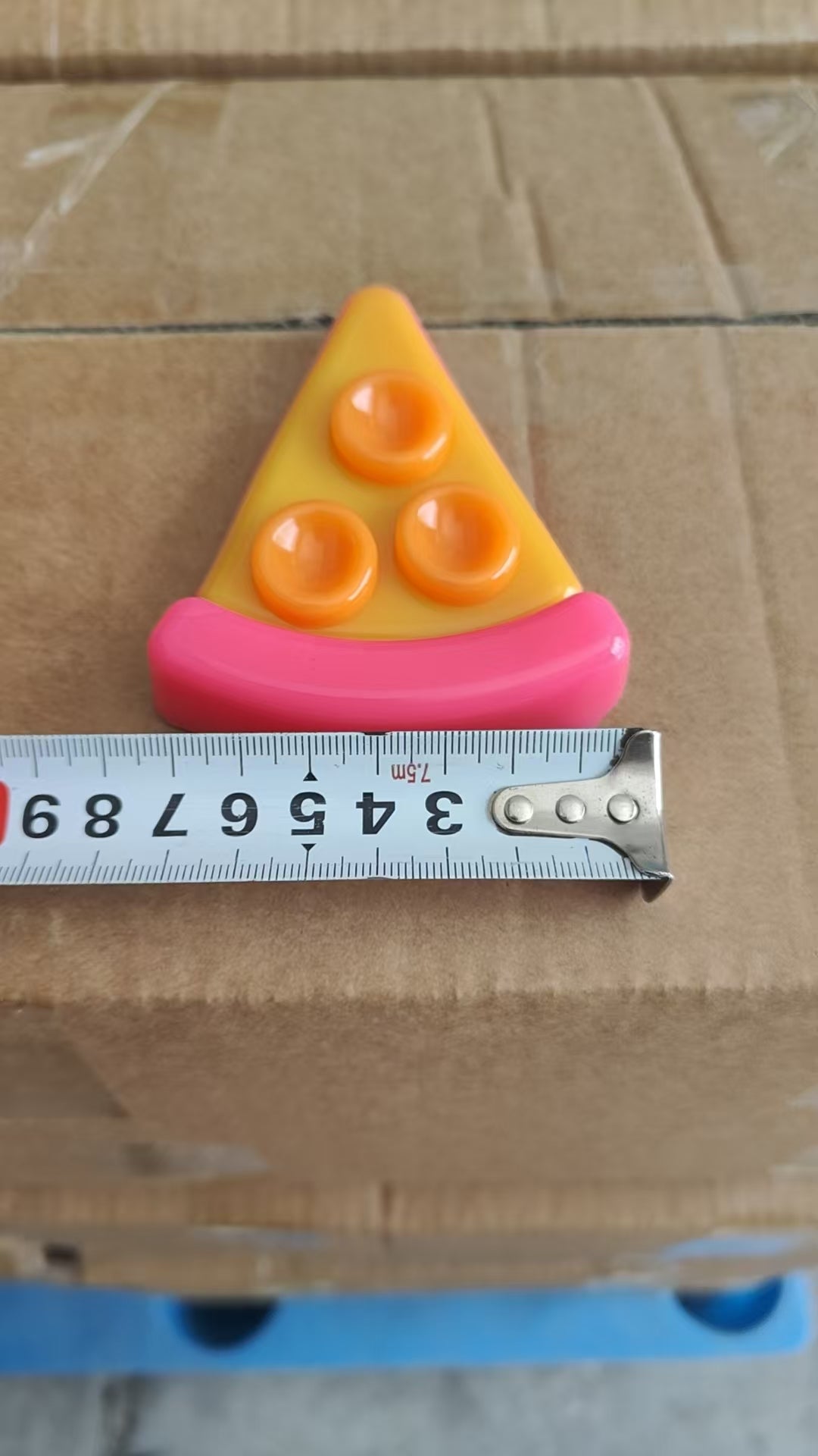 USA Presale_ Needoh Happy Pizza Squishy Stress Ball with logo on the box_ miki