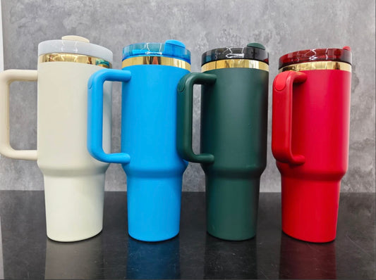 USA RTS_ Gold underneath Christmas colors powder coated H2.0 40oz quencher tumblers with lid and straw for laser engraving_miki