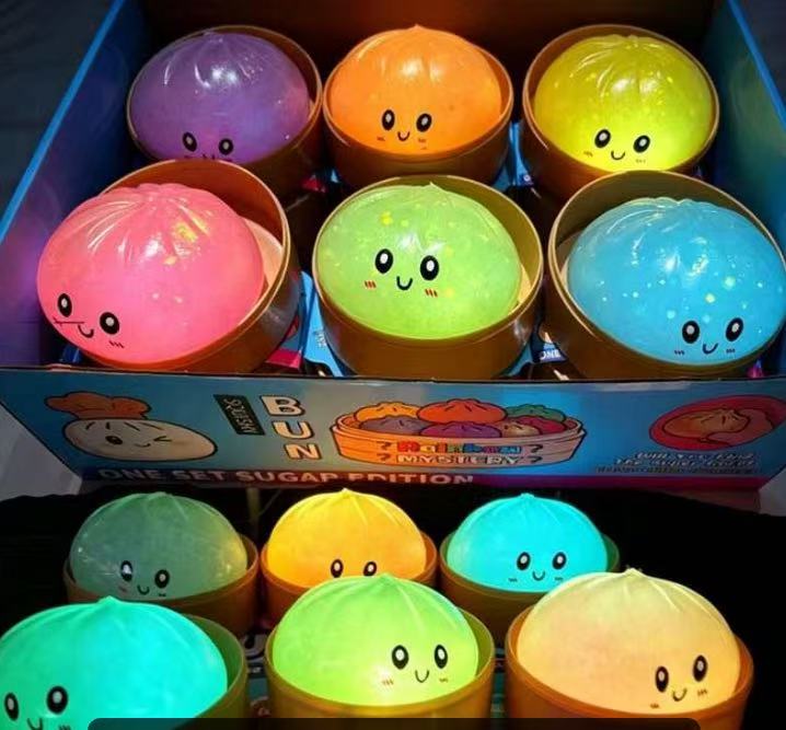 USA Presale_ Glow in the dark Glitter Dumpling Squishy Toys with Steamer Basket and Gift Box_ miki