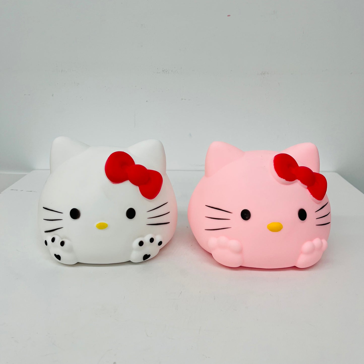 Jumbo Size Cute Hello Kitty Squishy Toy _miki