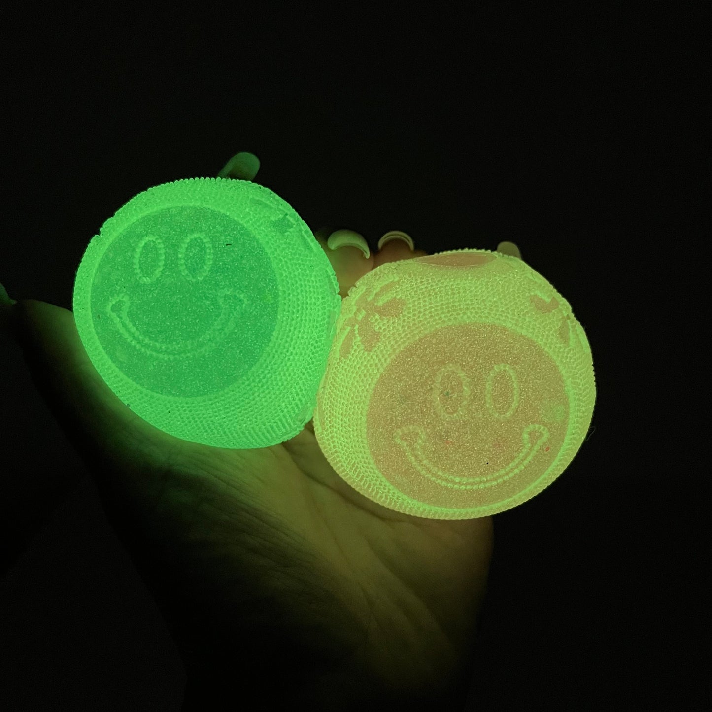 USA Presale_ Glowing in the dark smiley face glitter fuzzy ball squishy toy _miki