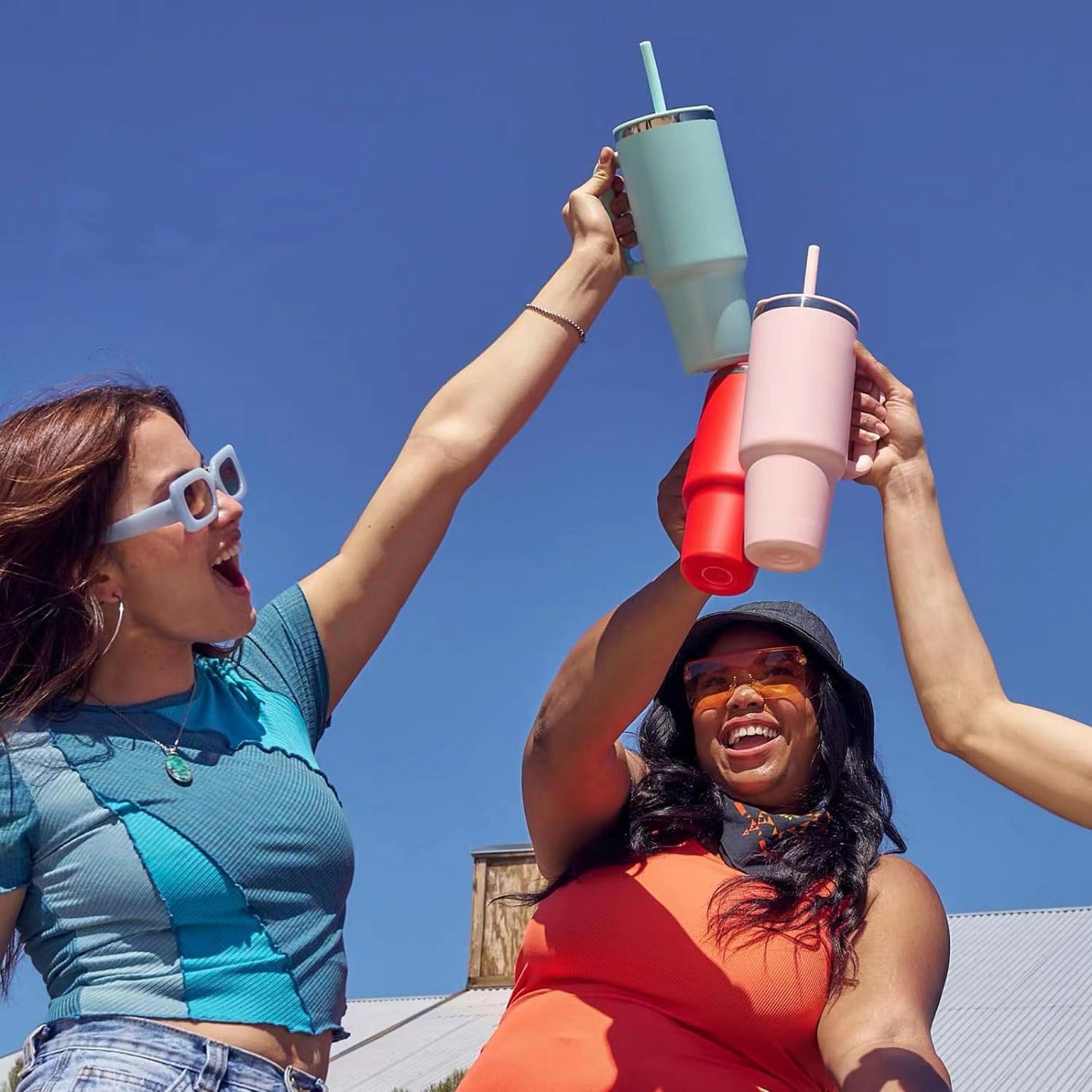 powder coated 40oz quencher tumblers with silicone straw_miki